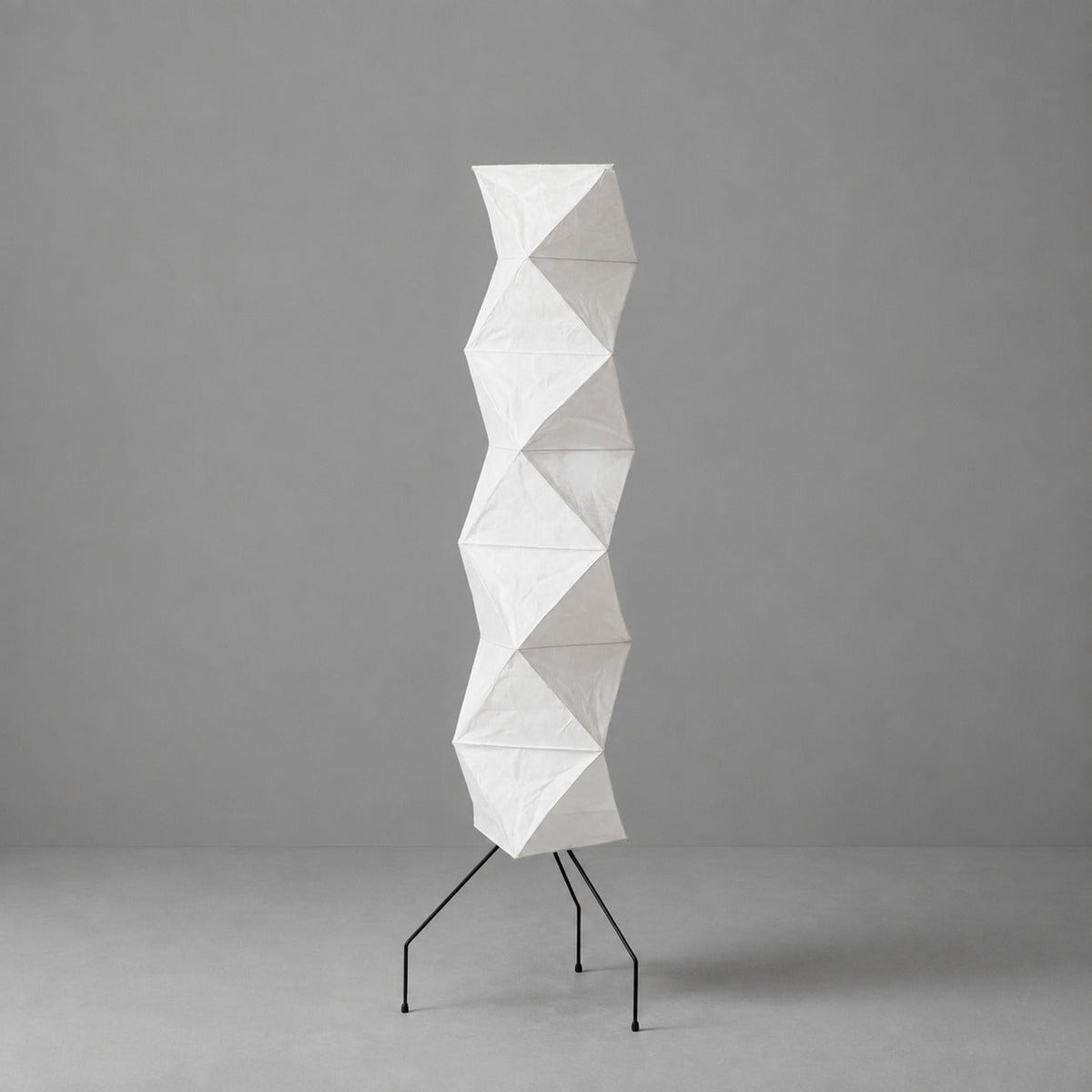 Akari UF4-L8 Floor Lamp