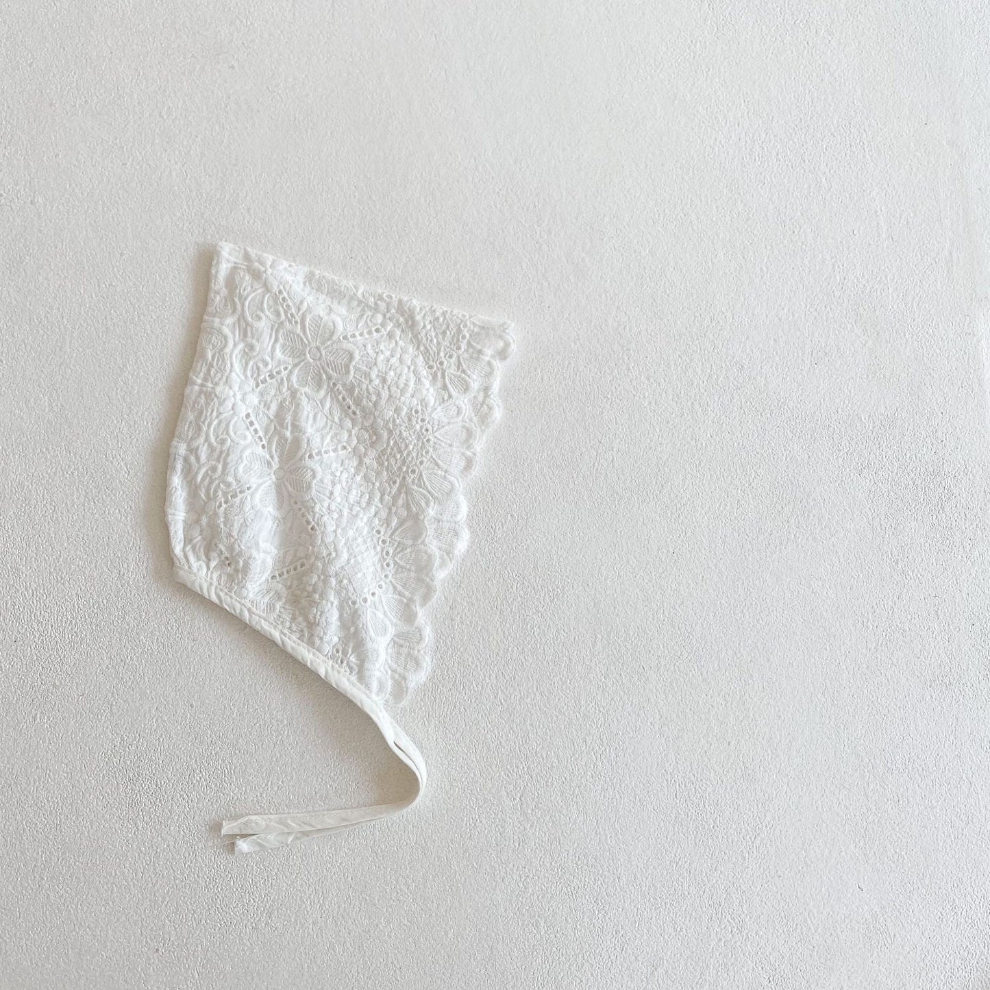 flora-lace-baby-hat-12_68b896b4-37fe-46d9-be25-9086297c20f5.jpg