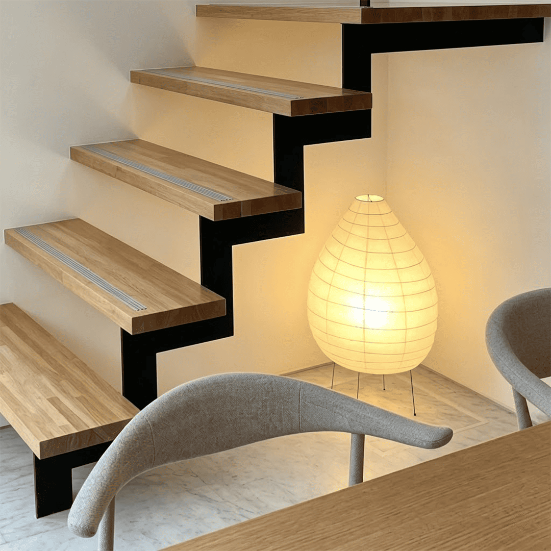 Akari 22N Table Lamp