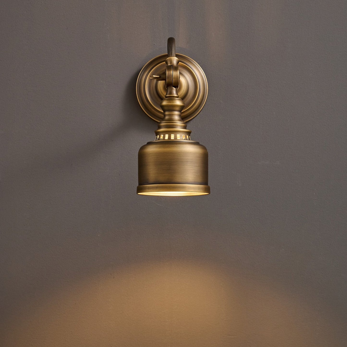 Addison Gooseneck Wall Lamp