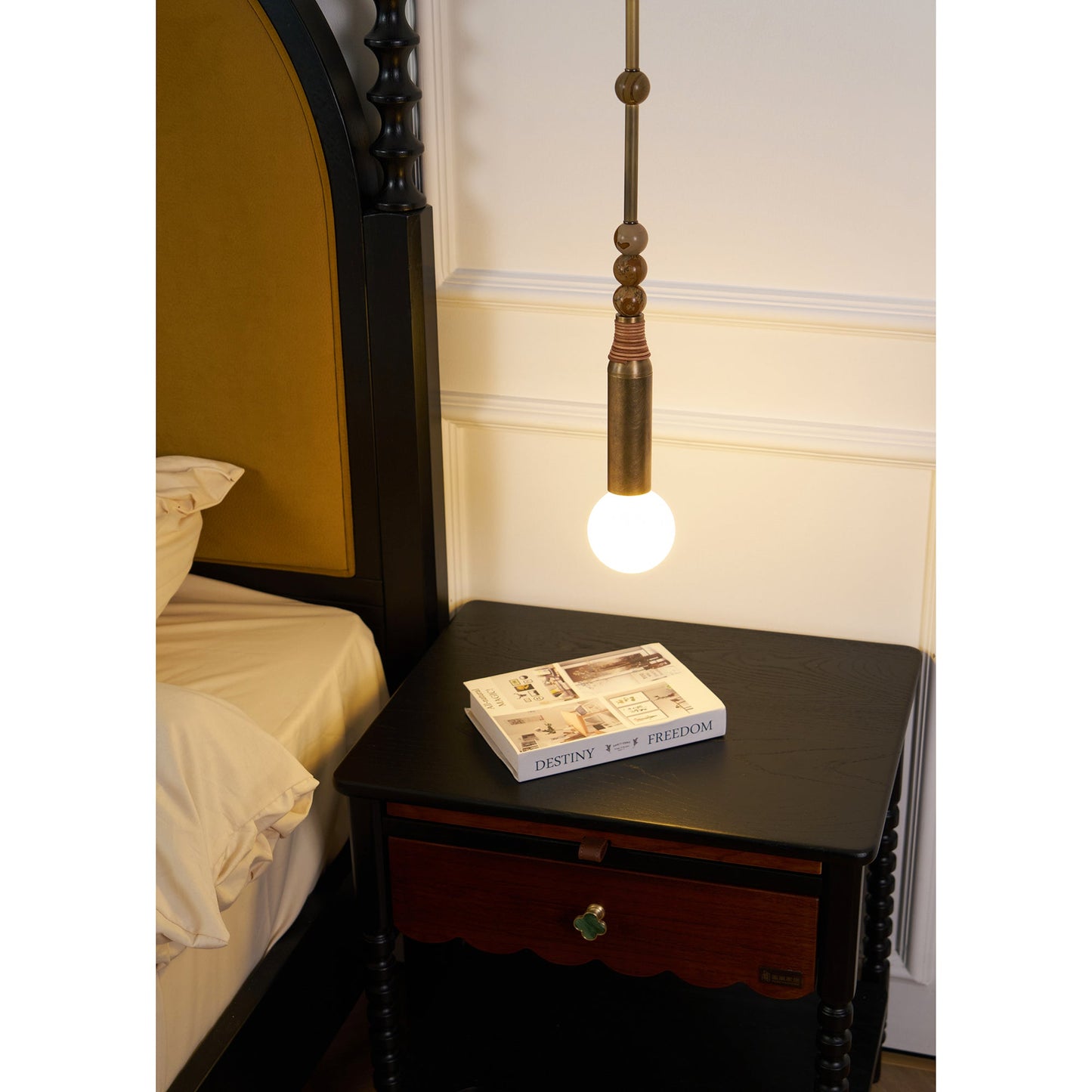 Allia Pendant Light