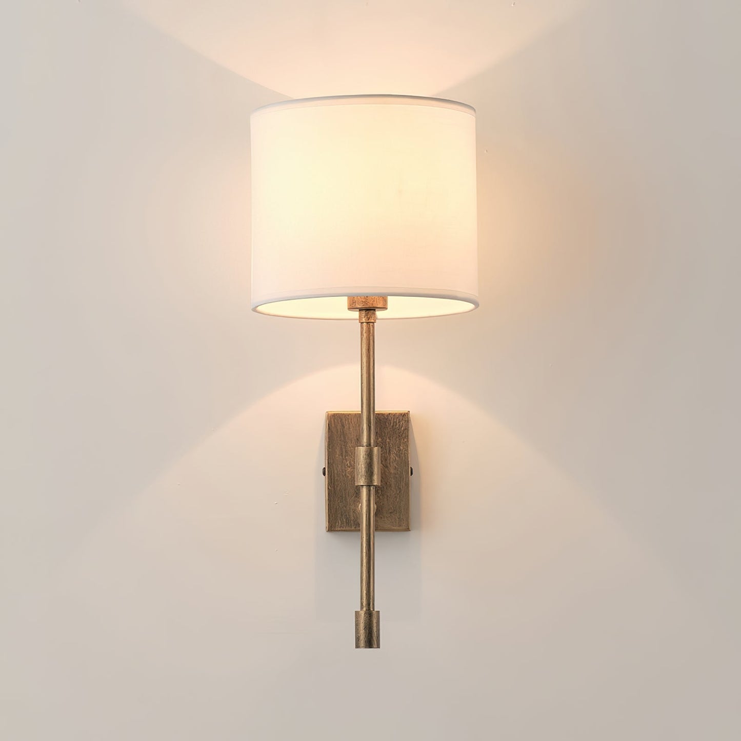 Atticus Wall Lamp