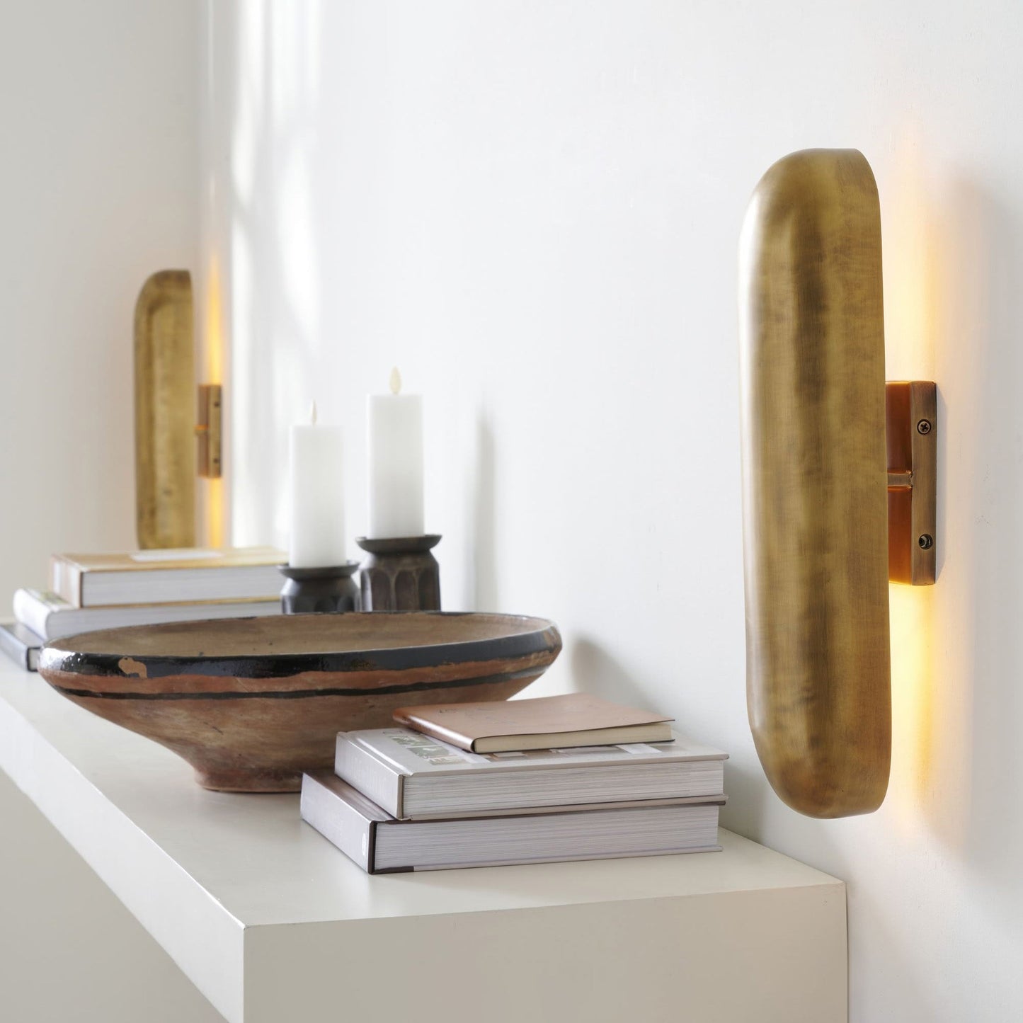 Dax Brass Wall Lamp