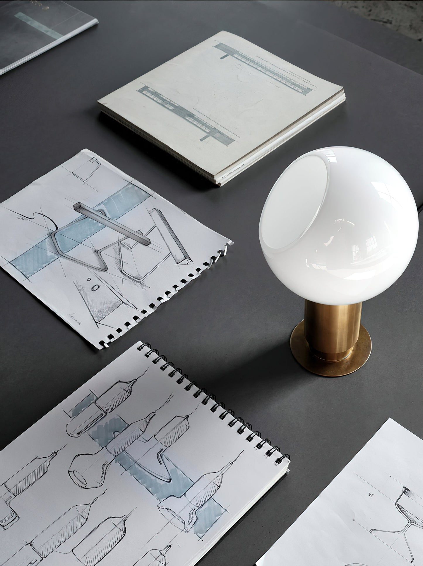 Donya Sphere Wall Lamp