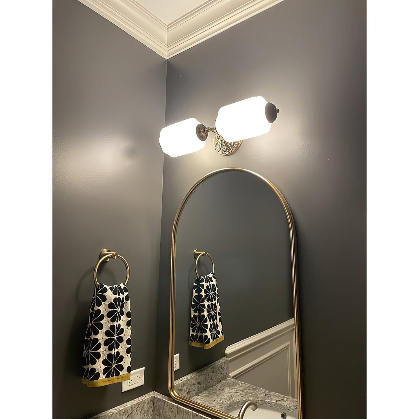 Eloise Scallop Glass Sconce