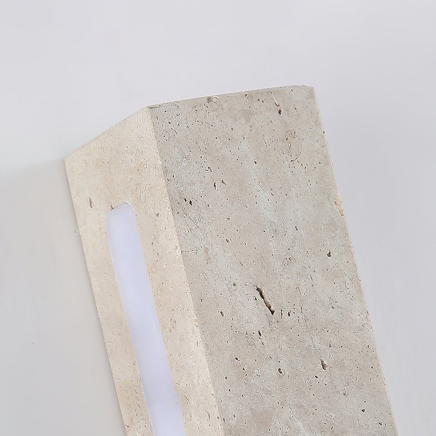 Fini Wall Lamp