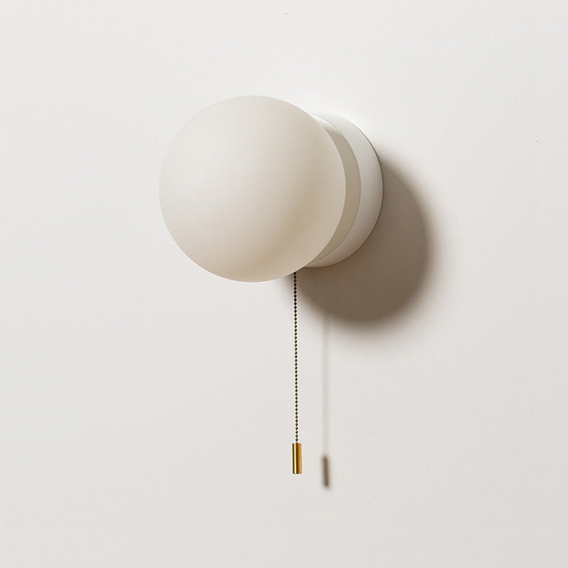 Gram Wall Lamp