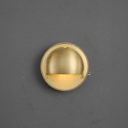 Hardy Wall Lamp
