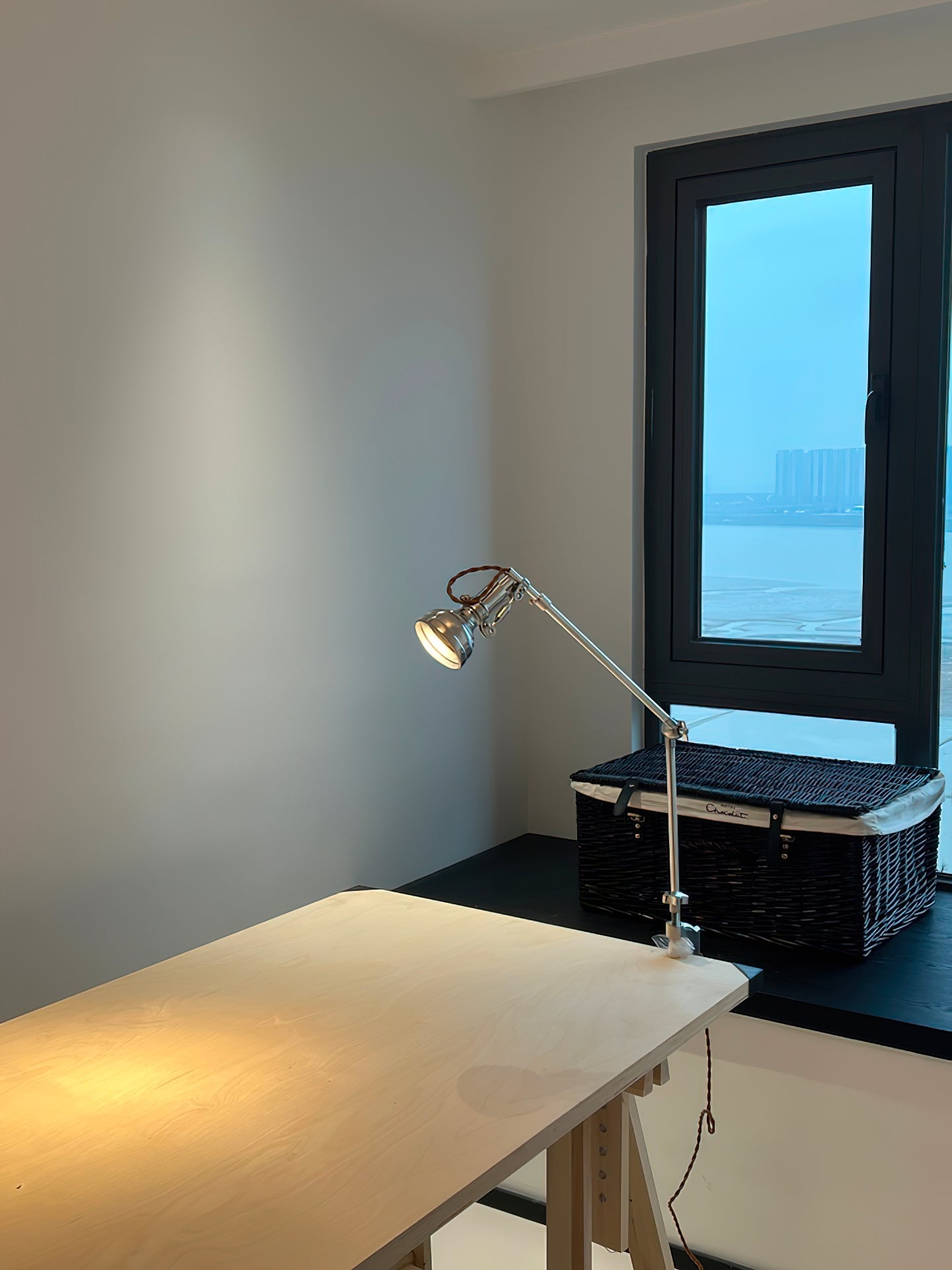 Lumina Articulated Table Lamp
