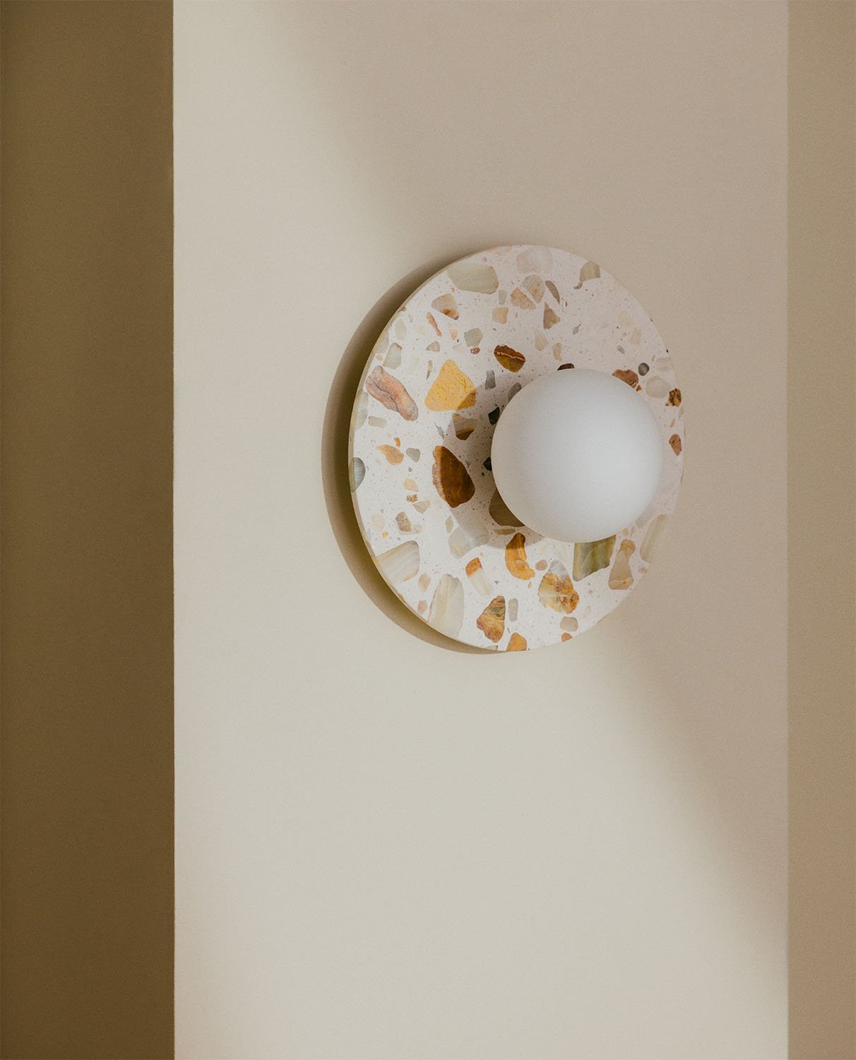 Lunas Terrazzo Wall Lamp