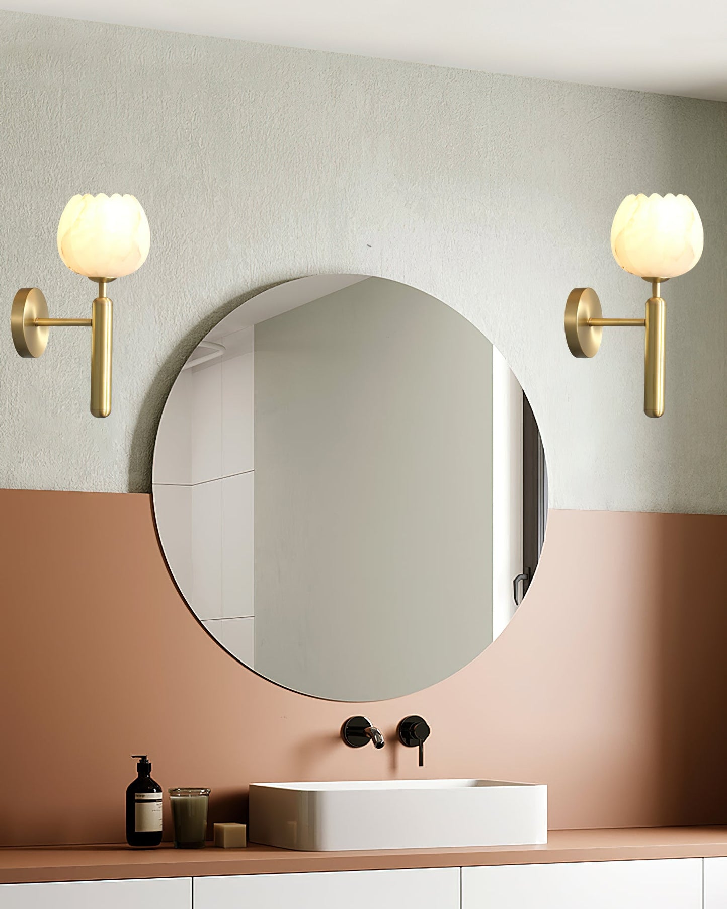 Mian Alabaster Wall Lamp
