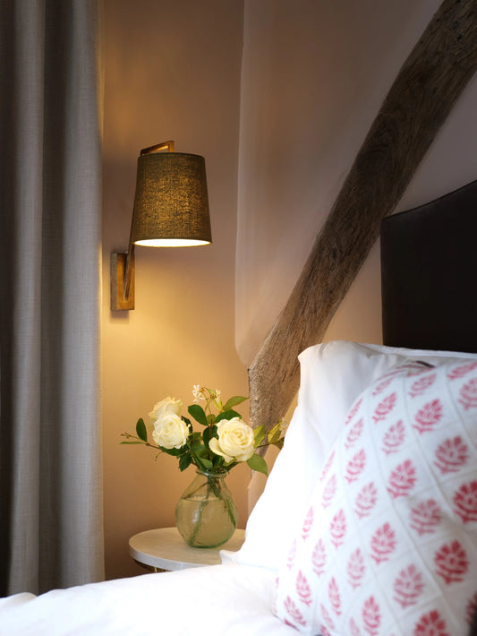 Monty Wall Lamp