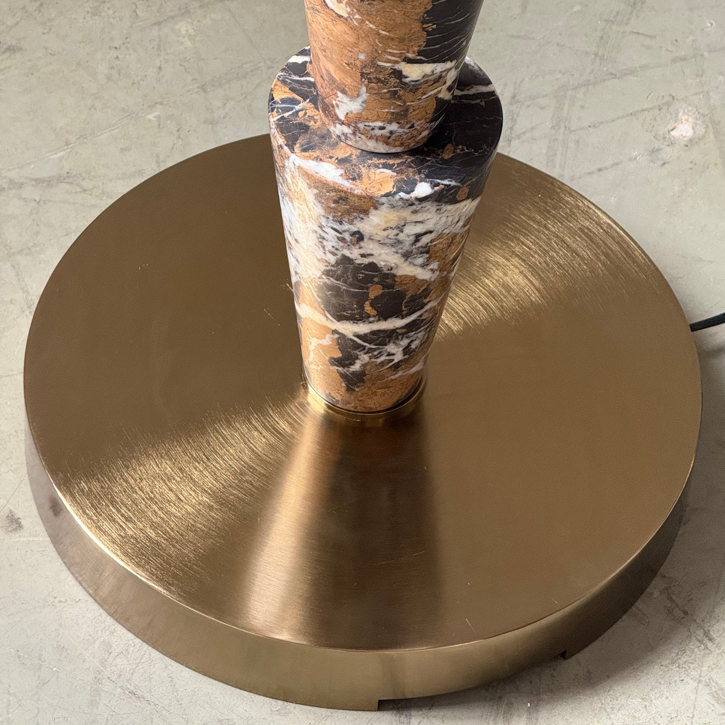 Nizwa Marble Floor Lamp