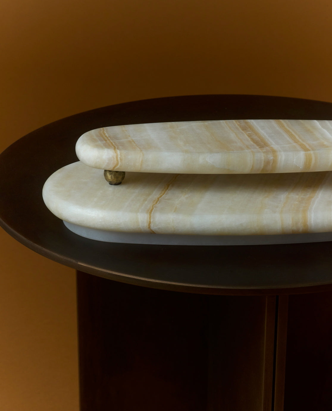 Oro Onyx Wall Lamp