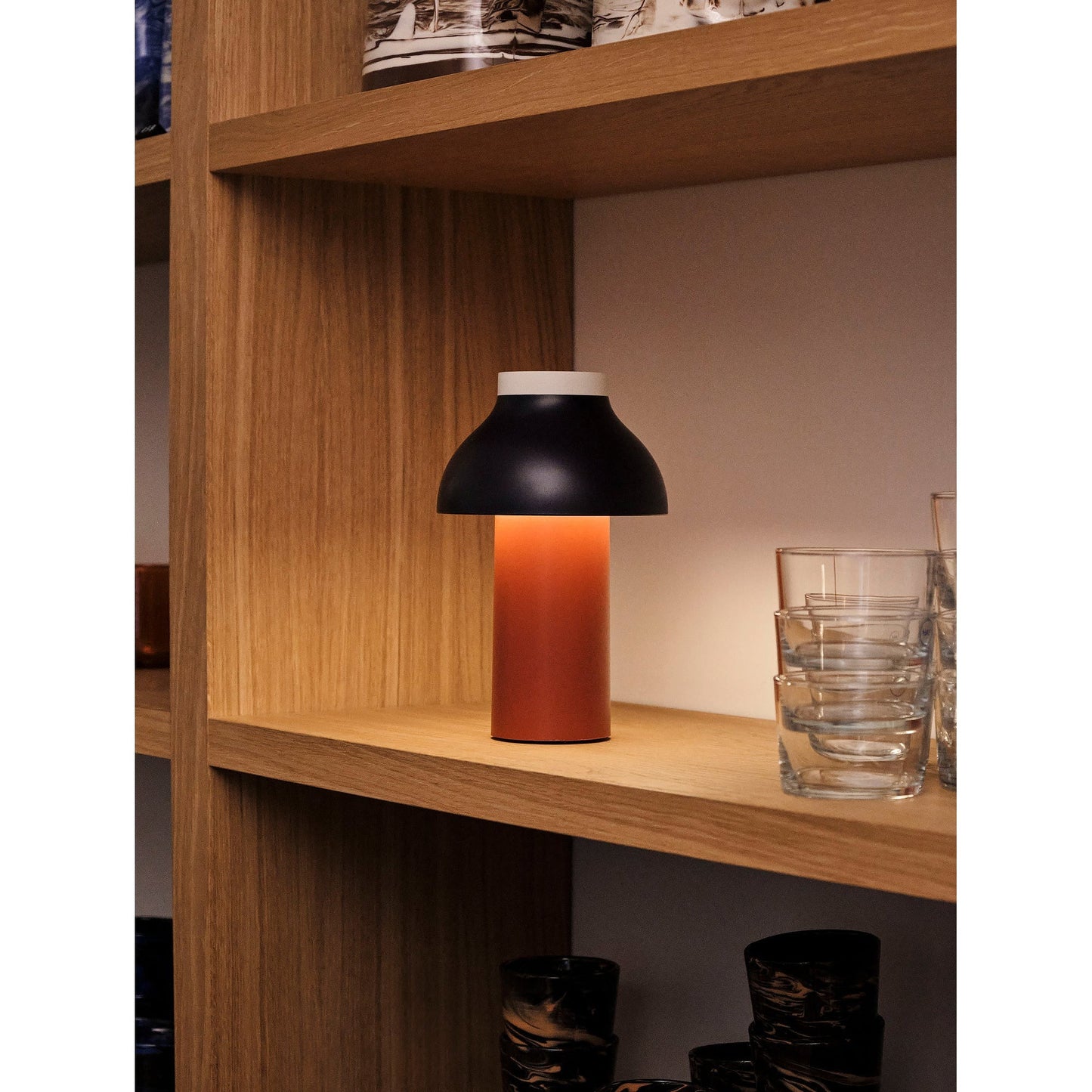 PC Portable Table Lamp (Built-in Battery)
