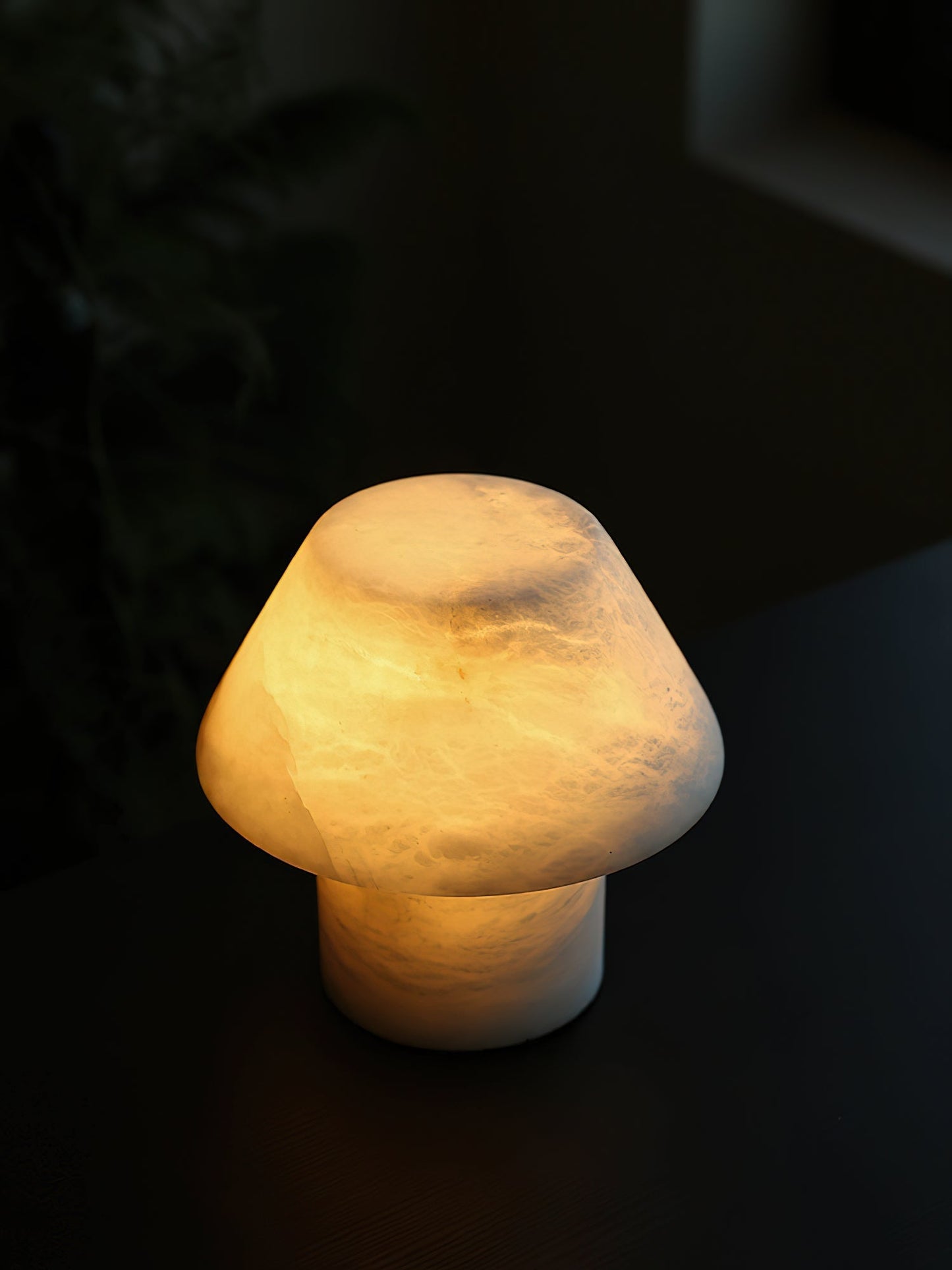 Petra Alabaster Table Lamp