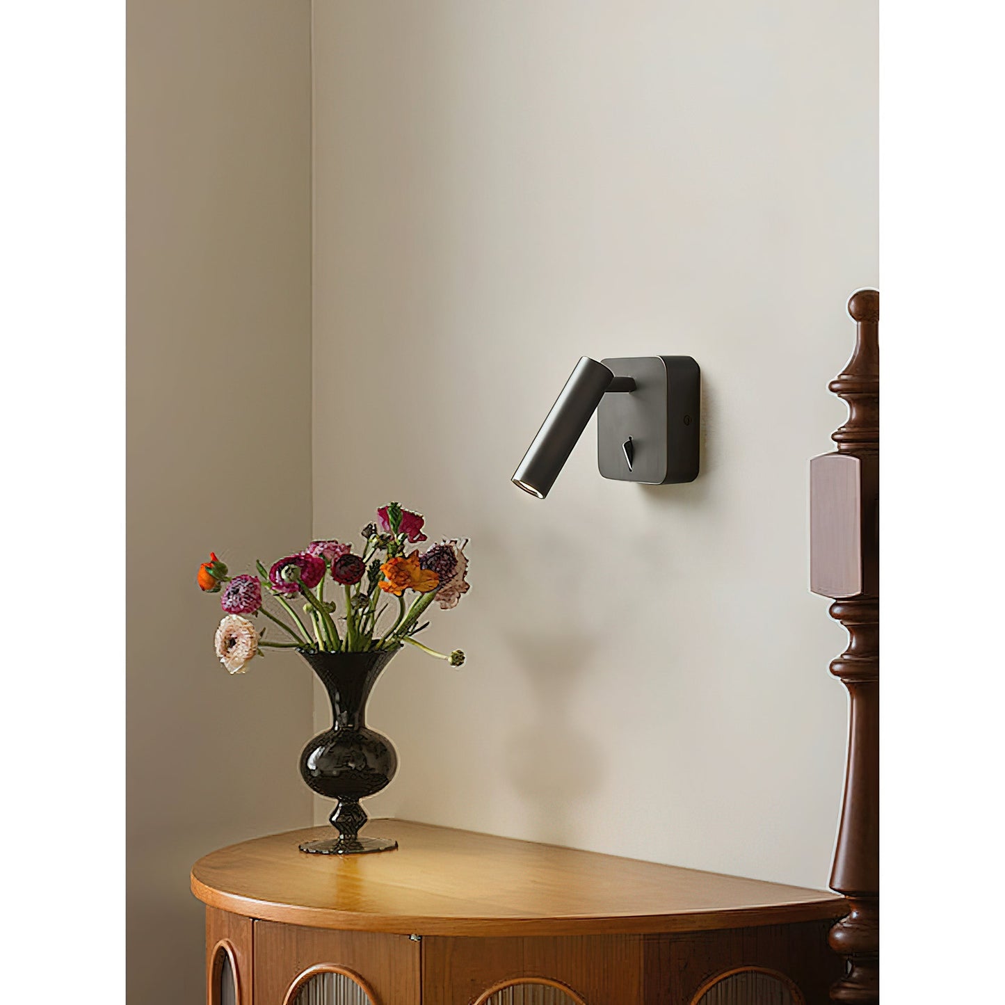 Prea Wall Lamp