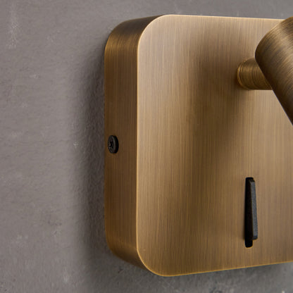 Prea Wall Lamp