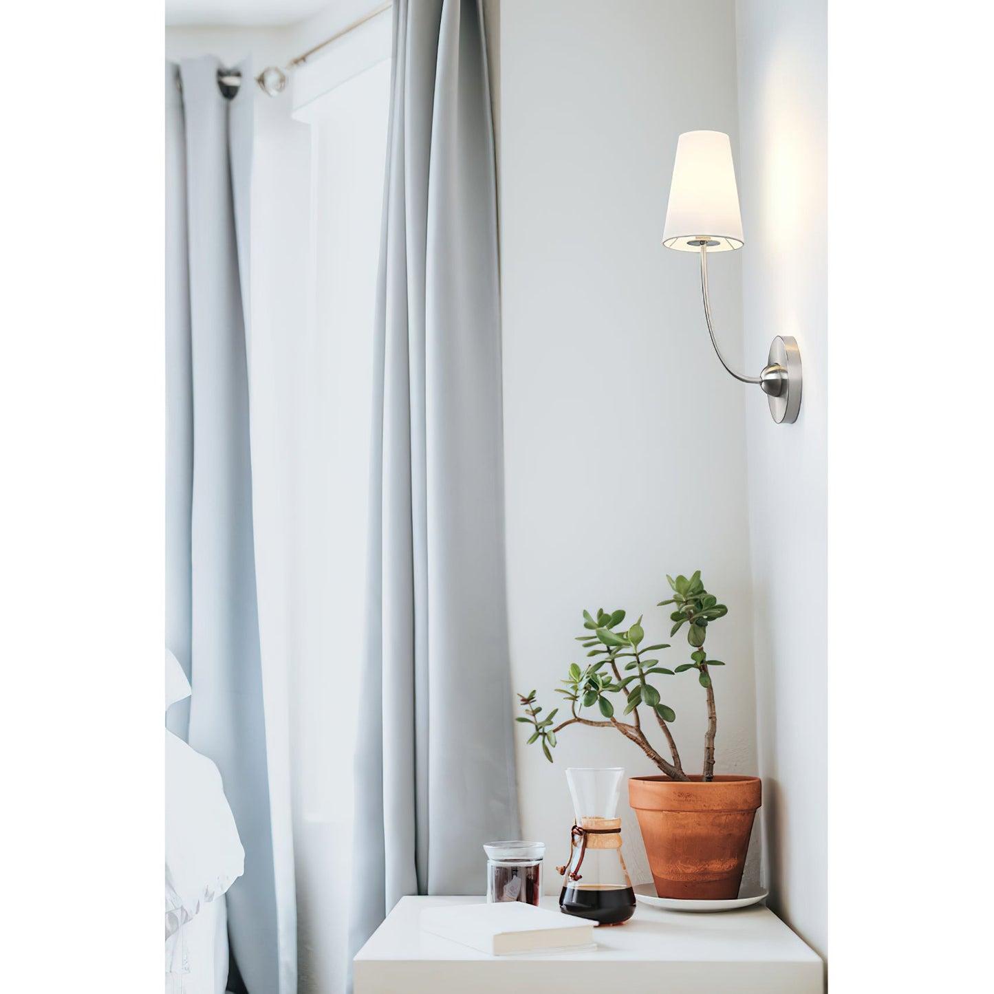 Shannon Wall Lamp