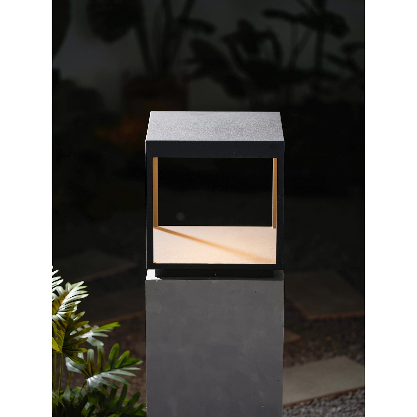 Square Frame Fence Post Outdoor Light