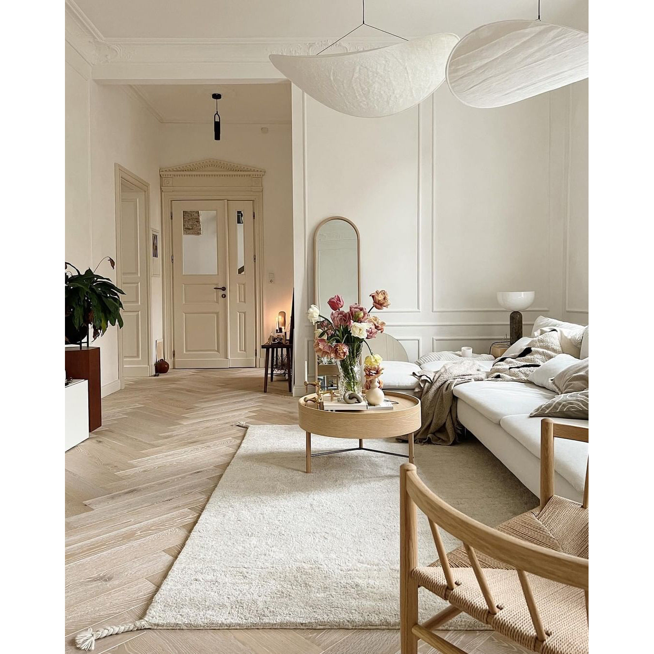 Tense Dupont Paper Pendant Lamp