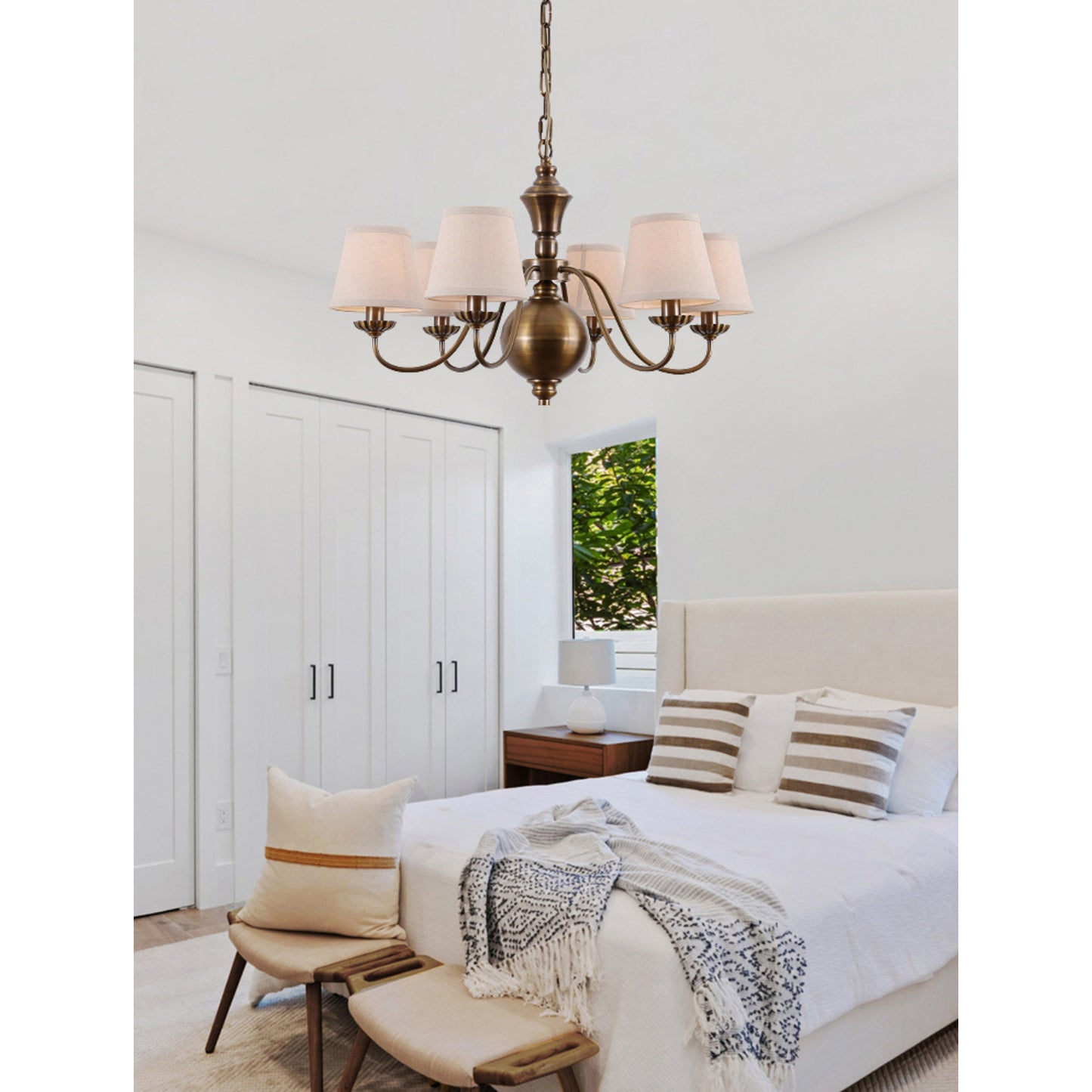 Tofty Chandelier