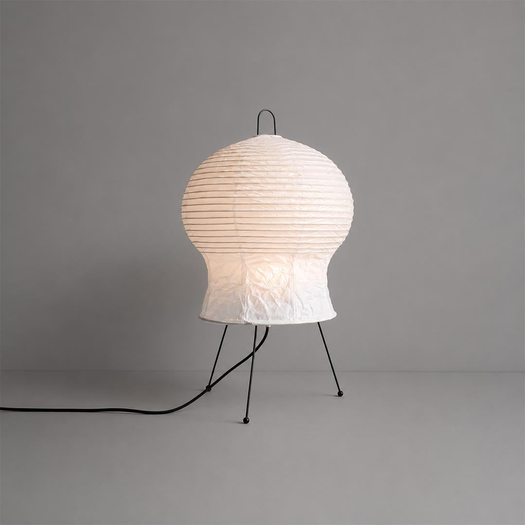 Akari 2N Washi Paper Tripod Table Lamp
