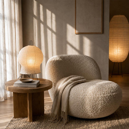 Akari 2N Washi Paper Tripod Table Lamp