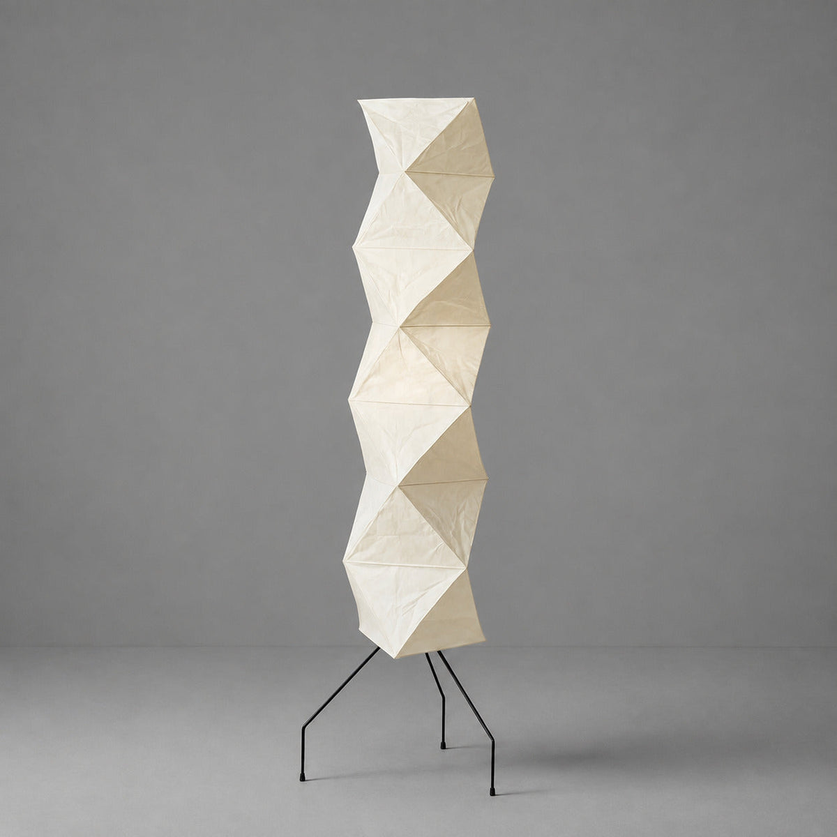 Akari UF4-L8 Floor Lamp