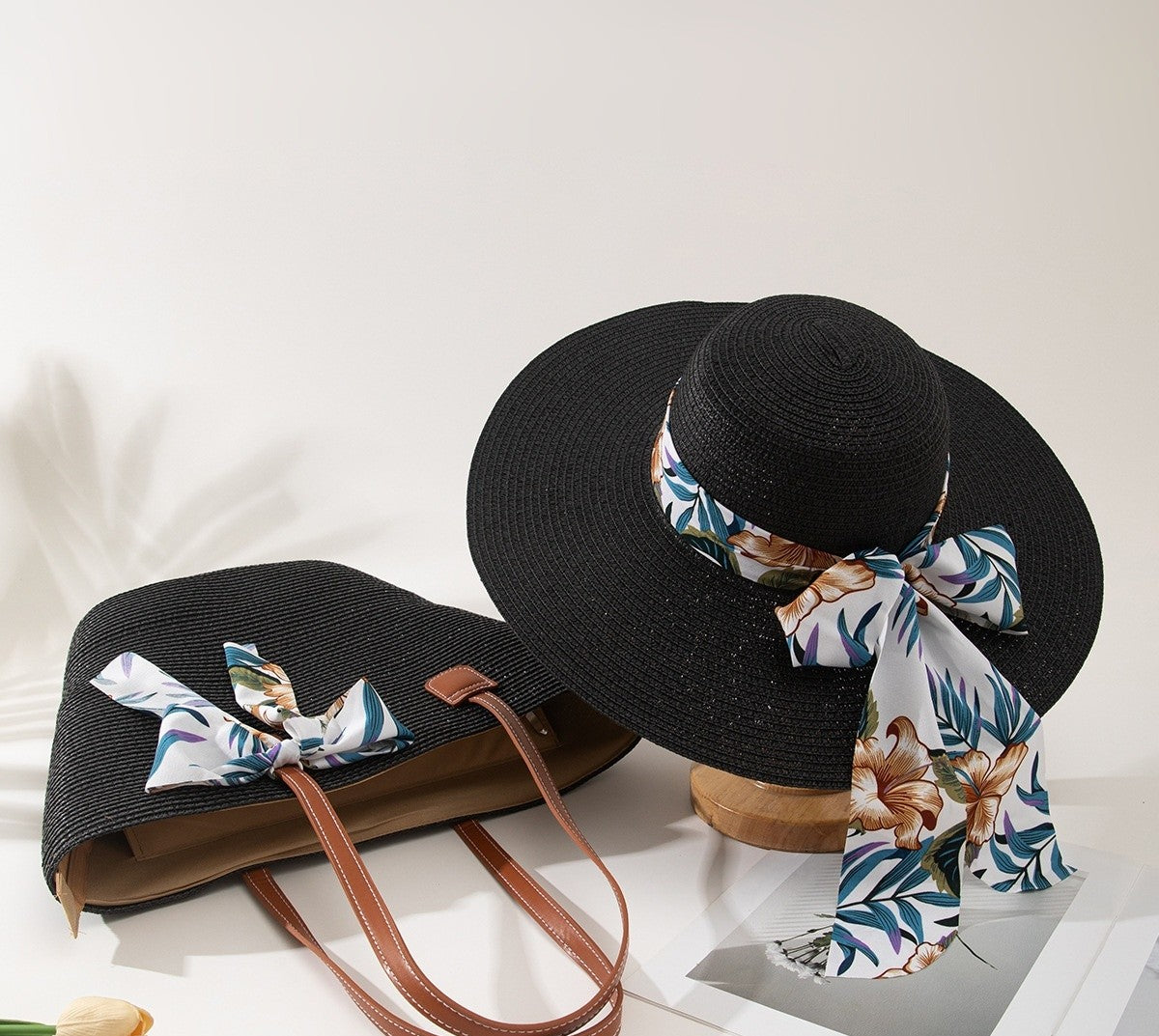 solara-straw-hat-_-tote-set-30_83c61567-8255-47a6-8d41-46f956430122.jpg