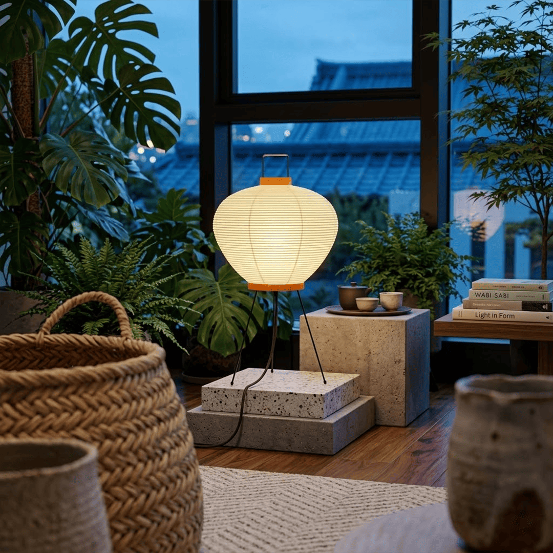 Akari 3A Washi Paper Tripod Table Lamp