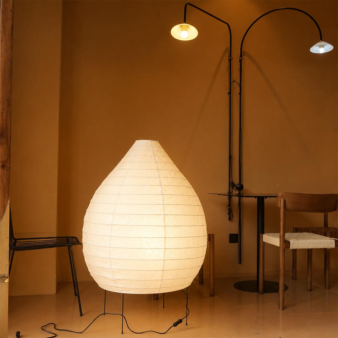 Akari 23N Washi Paper Pear-Shape Sculptural Floor Lamp