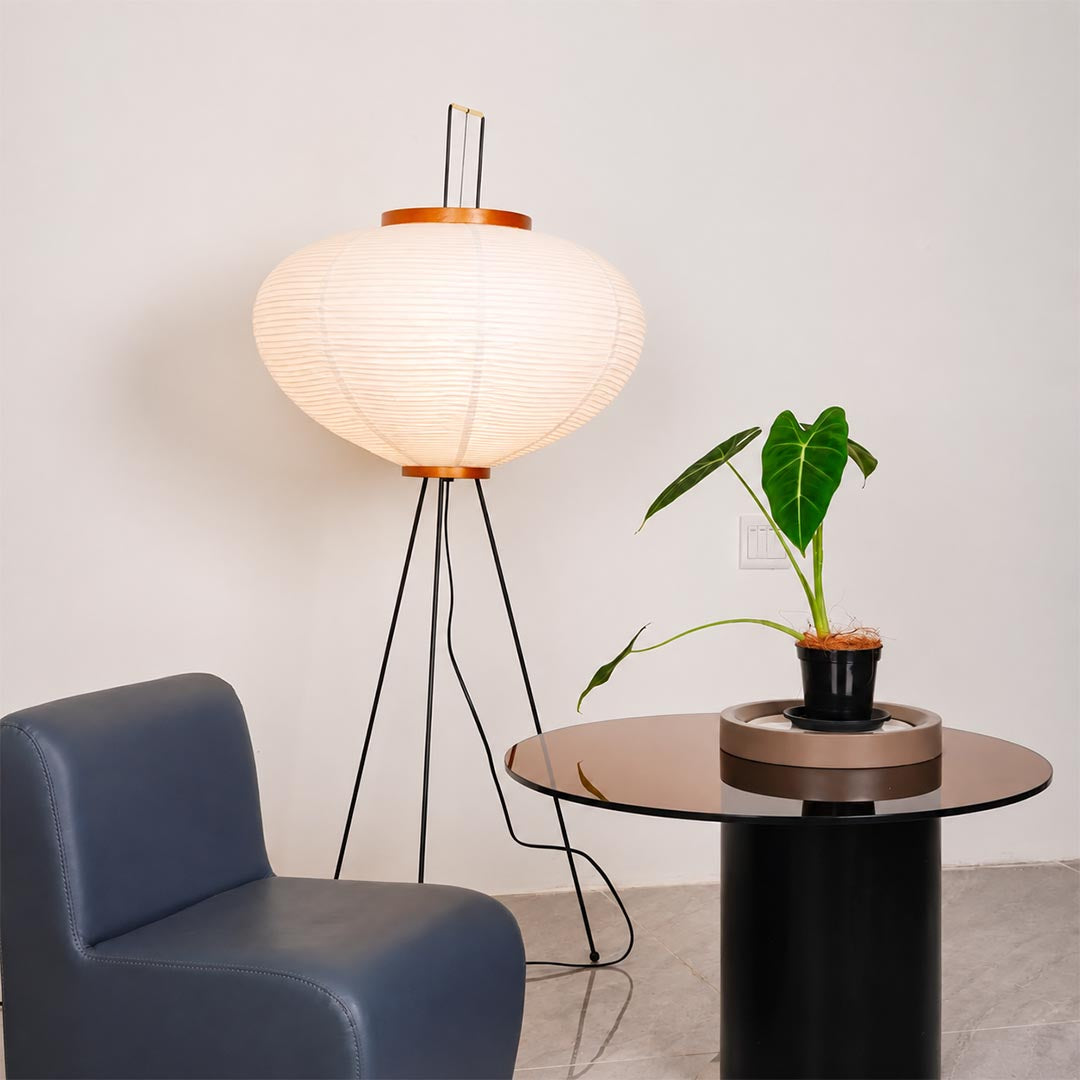 Akari 10A Washi Paper Tripod Floor Lamp